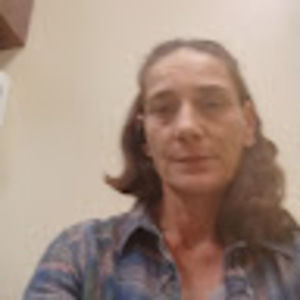 Meet your Posher, Mona